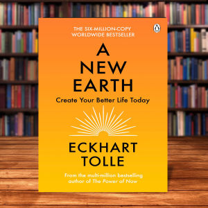 A New Earth: Awakening to Your Lifes Purpose by Eckhart Tolle  [OEM Paperback]