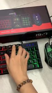 Bộ Phím + Chuột R8 1910 Chuyên Game Giả Cơ Led 7 Màu - Hàng Mới - Full Box