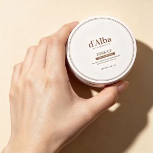 Cushion Dalba Watertull Tone Up Sun SPF 50+ PA++++ 15g