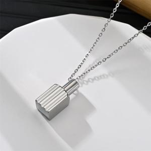 Customized Perfume Bottle Pendant Necklaces Stainless Steel Titanium Steel Non-fading Clavicle Chain