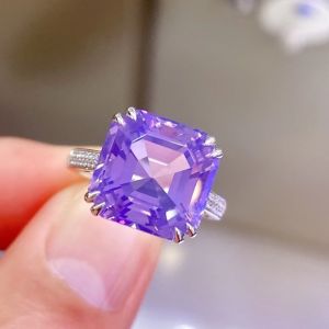 Montagne Jewelry 18K Pure White Gold Ring Diamond Inset Design Fine Jewellery Natural 9 Carat Amethyst Ring Lavender Crystal Ring