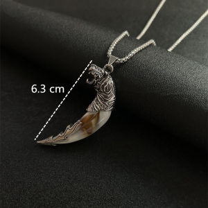 Jualan hebat [ Penghantaran dari China ]2025 Personaliti Gaya Eropah dan Amerika Baru Loket Gigi Serigala Kalung Lelaki Hip-Hop Loket Pelajar Rantai Sweater Panjang Aksesori Retro JK