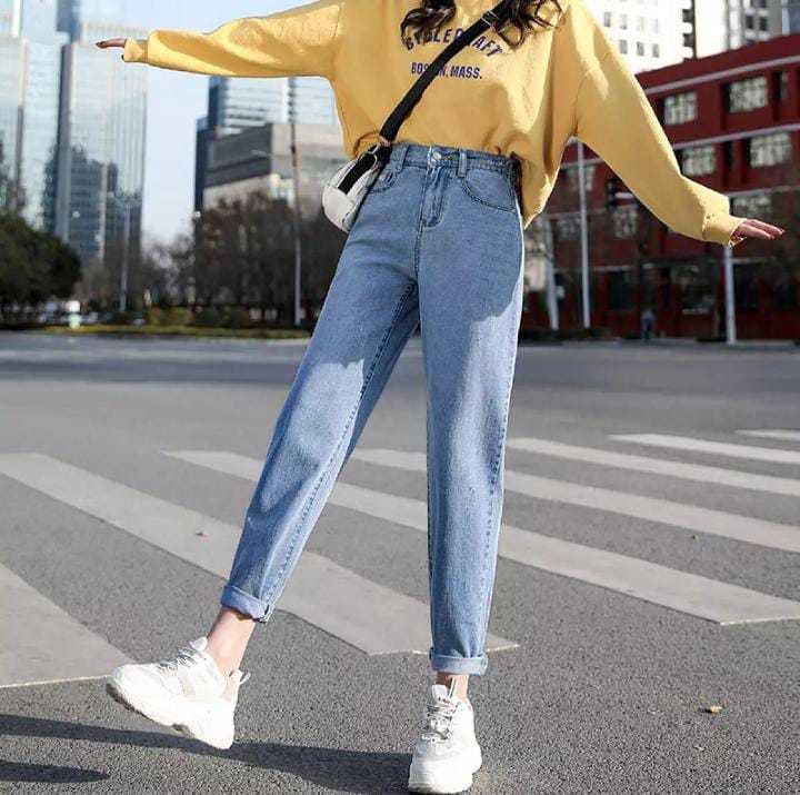 Mom Jeans Boyfriend Jeans Outfit PARIS JEANS CELANA BOYFRIEND