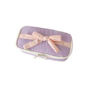 HRTHR ลูกไม้หวาน กระเป๋าเครื่องเขียนโบว์ โบว์ ที่เก็บของบนโต๊ะ กระเป๋าดินสอสไตล์เกาหลี การ์ตูน ชมพู/ม่วง กระเป๋าดินสอโบว์ ที่ใส่เครื่องเขียน