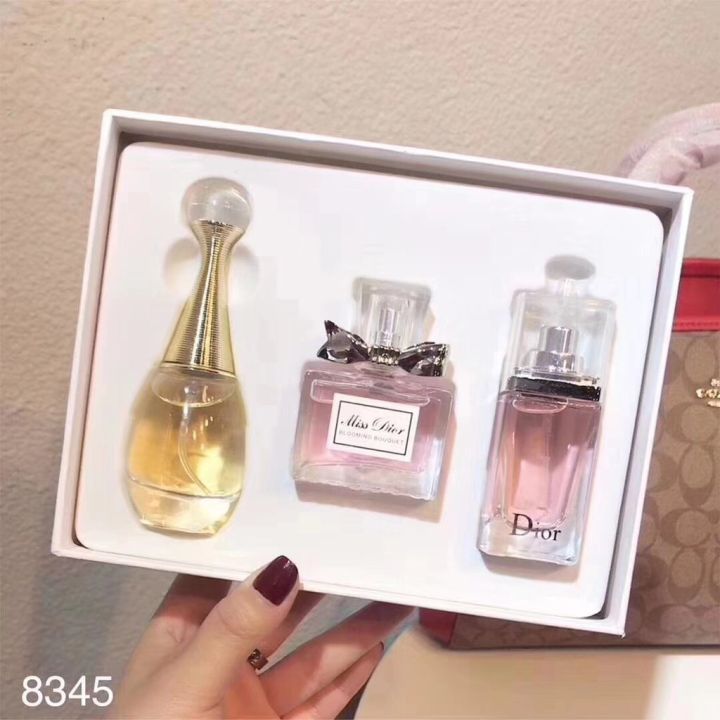 Dior gift best sale set for her