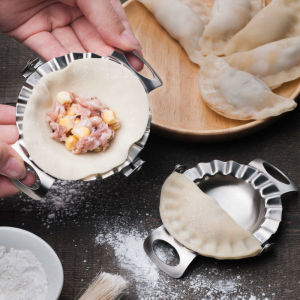 304 Stainless Steel Dumpling Maker Kitchen Gadget Making Dumpling Maker Manual Dumpling Mold (READY STOCK)