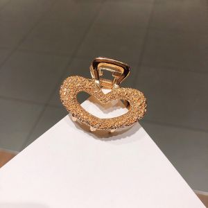 Fashion Hollow Heart Metal Hair Claw Clips Simple Non Slip Mini Gold Geometric Bangs Barrettes Hair Jaws For Women Girls Daily