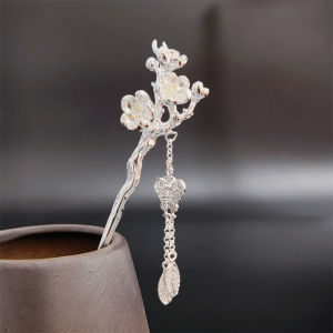 Hot-selling products directly from the manufacturer { Exploring Plum Blossoms } Ancient-style hairpin for women with tassels and plum blossom design suitable for Hanfu updos silver-plated hairpin