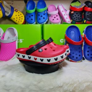 Crocs Kids รองเท้าเด็กมาใหม่ สวยมากน่ารักมาก เบา นิ่ม ใส่สบาย
