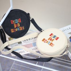 Slingbag Tas Selempang Mini Kanvas Resleting SPNB Trust The Process