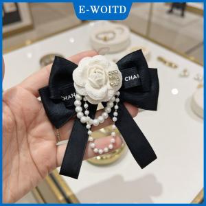 【E-WOITD】 เข็มกลัดดอกไม้คาเมลเลียเนคไทโบว์สีดำลายดอกไม้คาเมลเลียผูกโบว์เสื้อเชิ้ตอเนกประสงค์ปกเสื้องานแต่งงานสำหรับผู้หญิง