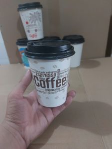 25 - 50 cái ly giấy cốc giấy 360ml - 14oz/12oz kèm Nắp nút bật Đen