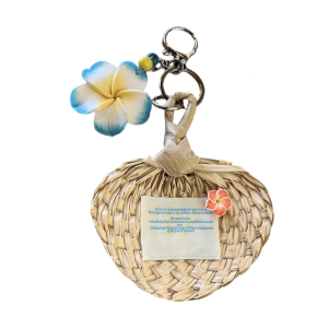 Sturdy Plastic Alloy Elegant Flower Keychain for Wall Door Balcony Decorative Ornament