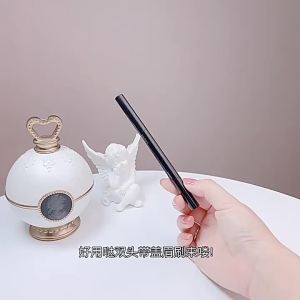 Eyebrow Shaping Tool  A Gift New Double-Ended Eyebrow and Eyelash Brush with Cover Portable Makeup Brush   Photo Studio Student Makeup Tools [ Free Shipping ]