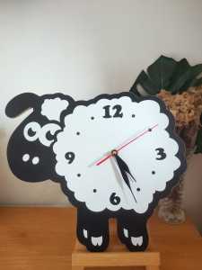 RC 204 Jam Dinding AESTHETIC Ukir HOME Sweet Home SHEEP Hiasan dinding Ruang tamu/ kamar tidur