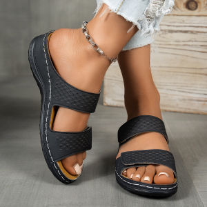 [Free Shipping] 2026 Summer WomenS Thick-Soled Slippers Large Size One-Strap Thick-Soled Fish-Mouth Sandals Beach Sandals WomenS Sandals