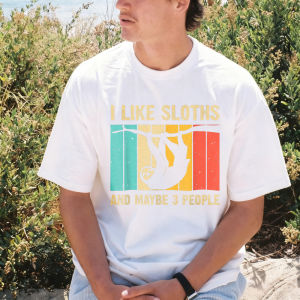 [Local Stock] VCC I LIKE SLOTHS AND MAYBE 3 PEOPLE Sloth Silhouette Tshirt Retro Style Crew Neck Short Sleeve Casual Fashion Man Women Tees