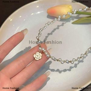 [COD] Home Fashion Fashion Unique Elegant Exquisite Camellia Necklace Light Luxury Classic Necklace For Women Jewelry Party Premium Gift