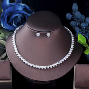 SEQUITO Luxury Ladies AAAAA Heart Cubic Zirconia Necklace Earrings Set White Gold Plated Engagement Party Shinning Modern Jewelry Accessories SJ339