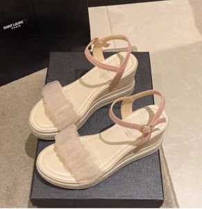 [ส่งเร็วพิเศษ!] One for all พร้อมส่งจากไทย TX402 รองเท้ารัดส้นผู้หญิง รองเท้าแตะส้นเตารีดสำหรับผู้หญิง สไตล์นางฟ้า