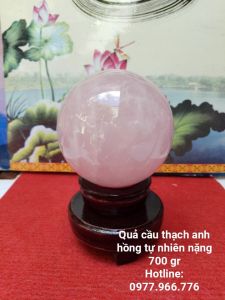 Quả Cầu Đá Thach Anh Hồng Phong Thủy Có Tặng Kèm Đế Gỗ Xoay (700 gr)
