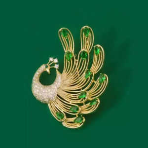 Crystal Peacock Brooch Pin Gold Green Feather Rhinestone Brooch Elegant Statement Fashion Jewelry