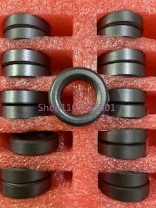 FT82-43 American RF Ferrite Magnetic Ring FT-82-43 Size 21*13.2*6.35mm Magnetic Permeability 850