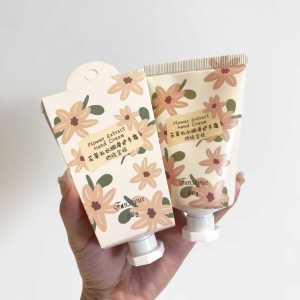 Kem dưỡng da tay hoạt hình có hương thơm chiết xuất hoa Fanxiyue 60g Dưỡng ẩm và nuôi dưỡng sản phẩm chăm sóc da mới cho mùa thu đông dành cho cả nam và nữ.