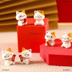 [COD] yixiayun Lucky Cat Desktop Ornament Car Decoration Spring Festival Desktop Good Luck Wealth Welcoming Cat Ornament