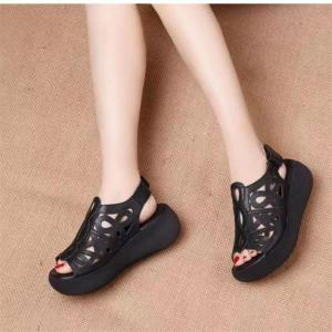 [Free Shipping] Summer New Retro Hollow-Out Sandals For Women Thick-Soled Platform Shoes Mom-Style Open-Toe Shoes Wedge Heels Ethnic Style For Middle-Aged And Elderly Women