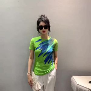 Ammin 2024 mùa hè Vòng cổ đơn giản thời trang định vị Tie-Dye ngắn tay in Họa Tiết Áo Thun Nữ cỡ rộng phong cách Hàn Quốc Áo Blouse thanh lịch