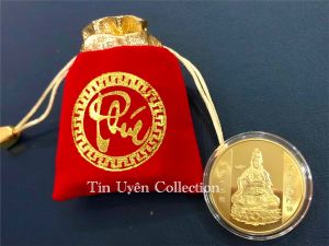 Đồng Xu Quan Âm Bồ Tát phong thủy tặng kèm túi Nhung may mắn