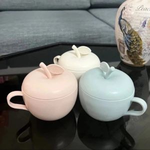 Ca Cốc Uống Nước Hình Quả Táo Có Nắp Nhựa Việt Nhật (6018) Cốc Đựng Đồ Ăn Vặt