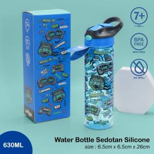 Smiggle Flip Botol Minum Anak 630ml BPA FREE / Water Bottle Kids
