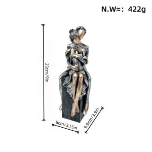 FFBH Resin Handicrafts Simulation Figure Sculptures Family Portrait Figurine Embrace Statue Couple Mothers Day Home Decoration R3K9L