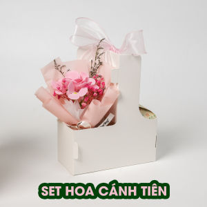 Bộ Quà Tặng Tinh Tế: Hoa Hồng & Nến Thơm Phong Cách Hiện Đại - Lumi Candle