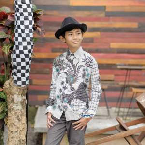 (BISA COD) TERMURAH KEMEJA BATIK LENGAN PANJANG USIA 2-13 TAHUNANAK COWOK BAJU BATIK ANAK LAKI LAKI USIA 2-13 TAHUN TERBARU