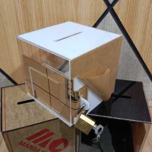 KOTAK AMAL UKURAN 10 X 10 X 10 CM BAHAN AKRILIK UNTUK CELENGAN YAYASAN MASJID DAN SEKOLAH PESANTREN