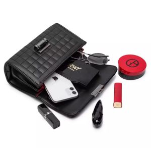 NEW Produk TAS SELEMPANG WANITA MURAH MODEL TERBARU/TAS SELAMPANG WANITA FASHION IMPORT/TAS RANTAI