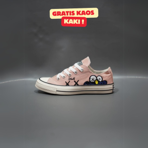 SEPATU CNVRS CT CLASIC LOW X ELMO KAWS COOKIES HITAM PUTIH MOTIF KARAKTER 36-40