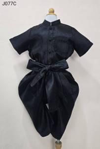 J077C ชุดไทยเด็กชายและพ่อ เสื้อแขนสั้นคอจีนพร้อมโจงลายไทยสีดำ