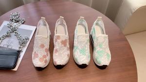 2024แพลตฟอร์มเวดจ์รองเท้าผ้าใบสตรีดอกไม้เย็บปักถักร้อยตาข่ายรองเท้าผ้าใบ2024ผู้หญิงที่มีน้ำหนักเบารองเท้าลำลอง C Omfy รองเท้าส้นสูงขนาด42