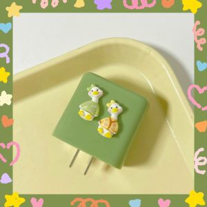 อุปกรณ์ชาร์จโทรศัพท์ในรถยนต์เป็ดการ์ตูนน่ารักเคสแบตสำรอง OPPO สายพลังงานข้อมูลมือถือสำหรับ OPPO 65W USB Prot [Cchoice]