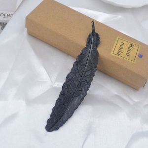 FENGIA Ethnic Style Metal Feather Bookmark Retro Ins Feather Pendants Bookmark Photography Props Creative Bookmark Office School Supply