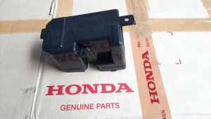 Battery Cover Honda Genuine(Click125i/Click150i Game Changer)