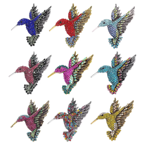 Elegant Sturdy Hummingbird Brooch with Rhinestones Detailing Ornament for Fashionable Women and Special Occasions