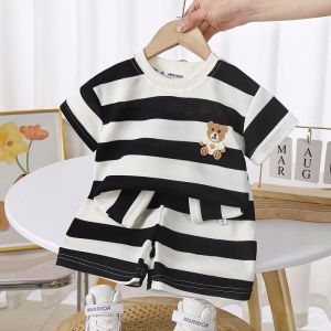 Boys baby clothing set Comfortable and fashionable striped cotton short-sleeved top + shorts two-piece childrens clothing