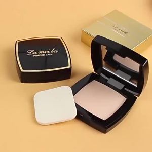 Sheer Coverage Pressed Powder Oil Control Waterproof & Sweatproof Matte Natural Finish Long Lasting Wet & Dry Use