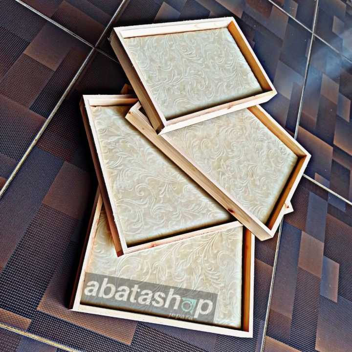 Kotak%20mahar%20uang%20bahan%20frame%20fiber%20&%20Alas%20hantaran%20styrofoam%20lapisan%20embos%20-%20Image%206