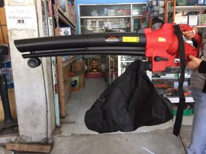 เครื่องดูดและเป่าใบไม้ Electric Leaf Vac-Blower ยี่ห้อ XYLON รุ่น XY-LVB3000